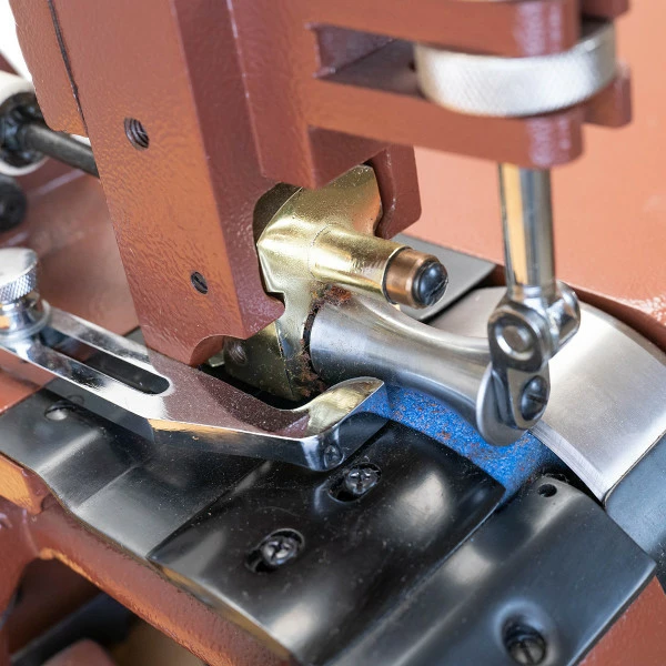 Cobra NP-10 Bell Knife Skiver W/ Stand 5 Cobra NP-10 Bell Knife Skiver W/ Stand - Image 5